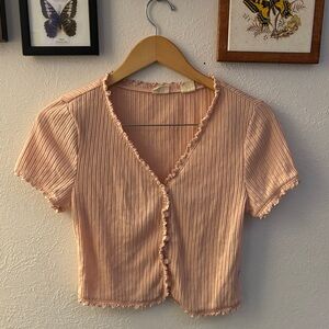 LEVIS PEACH PUNK RUFFLED BUTTON UP SHORT SLEEVE CROP TOP SHIRT